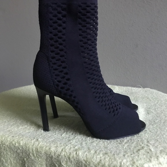 Charles David Black Open toe Ankle Boots - Picture 2 of 9